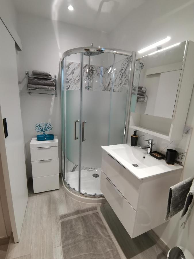 Coquet 2 Pieces Entierement Renove Et Climatise Apartment Cannes Ngoại thất bức ảnh