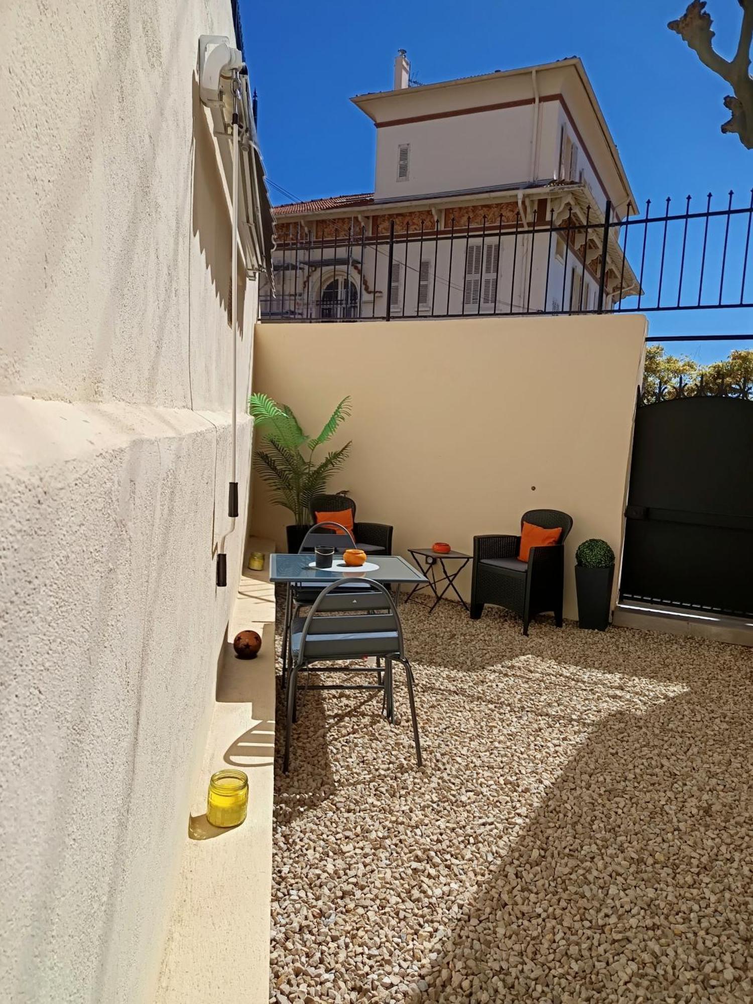 Coquet 2 Pieces Entierement Renove Et Climatise Apartment Cannes Ngoại thất bức ảnh